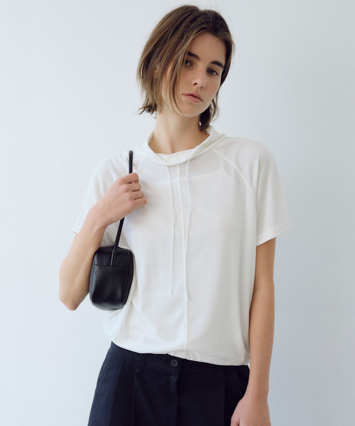 유라고(URAGO) High neck raglan t-shirt