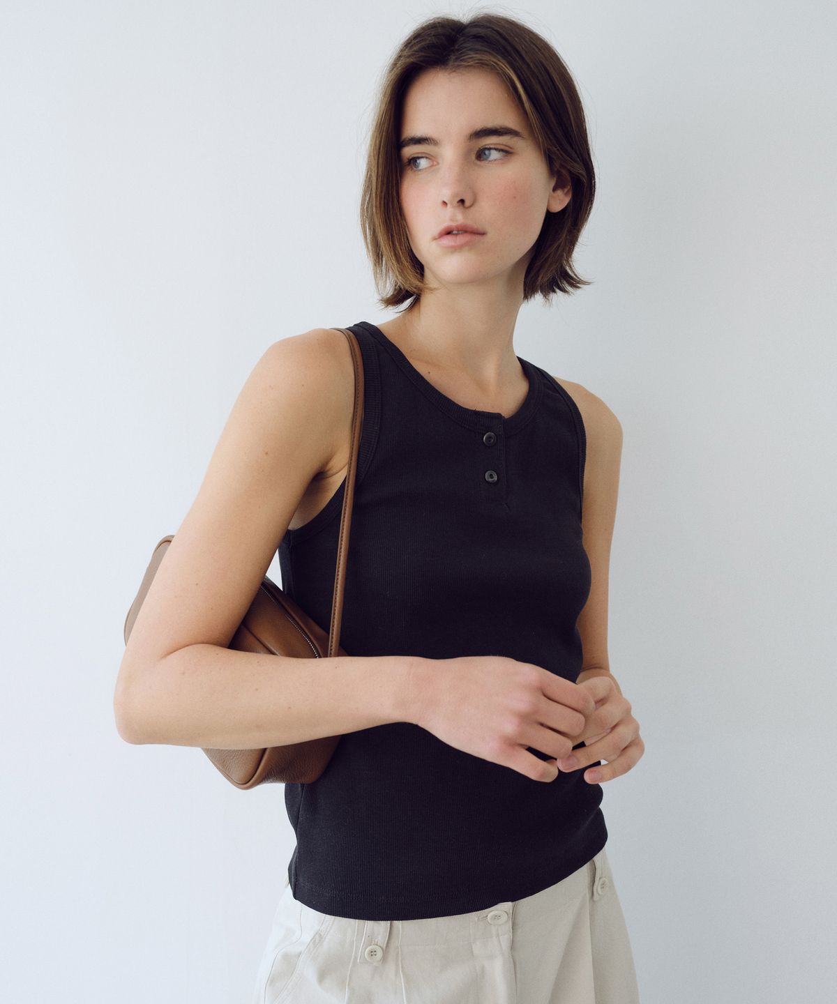 유라고(URAGO) Button sleeveless top