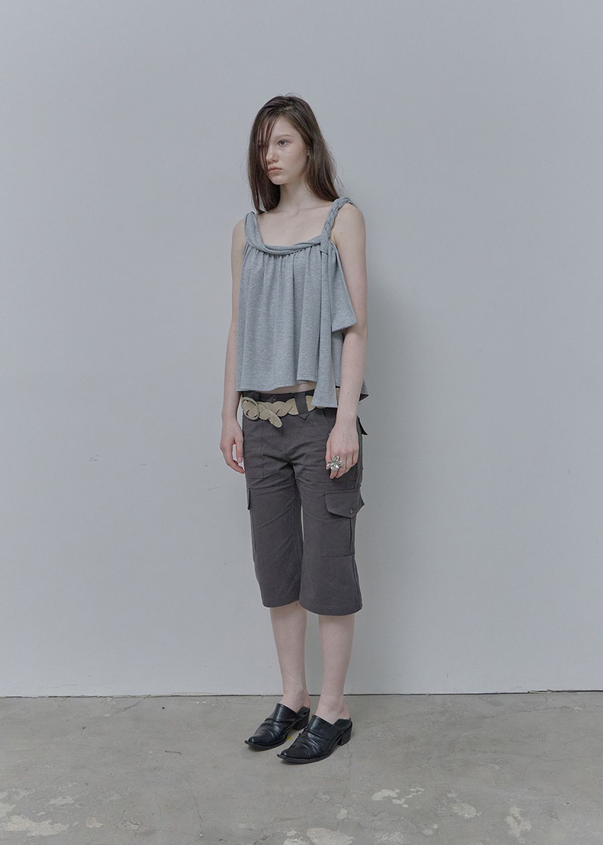 필세(PHILCE) Low capri cargo pants, Charcoal