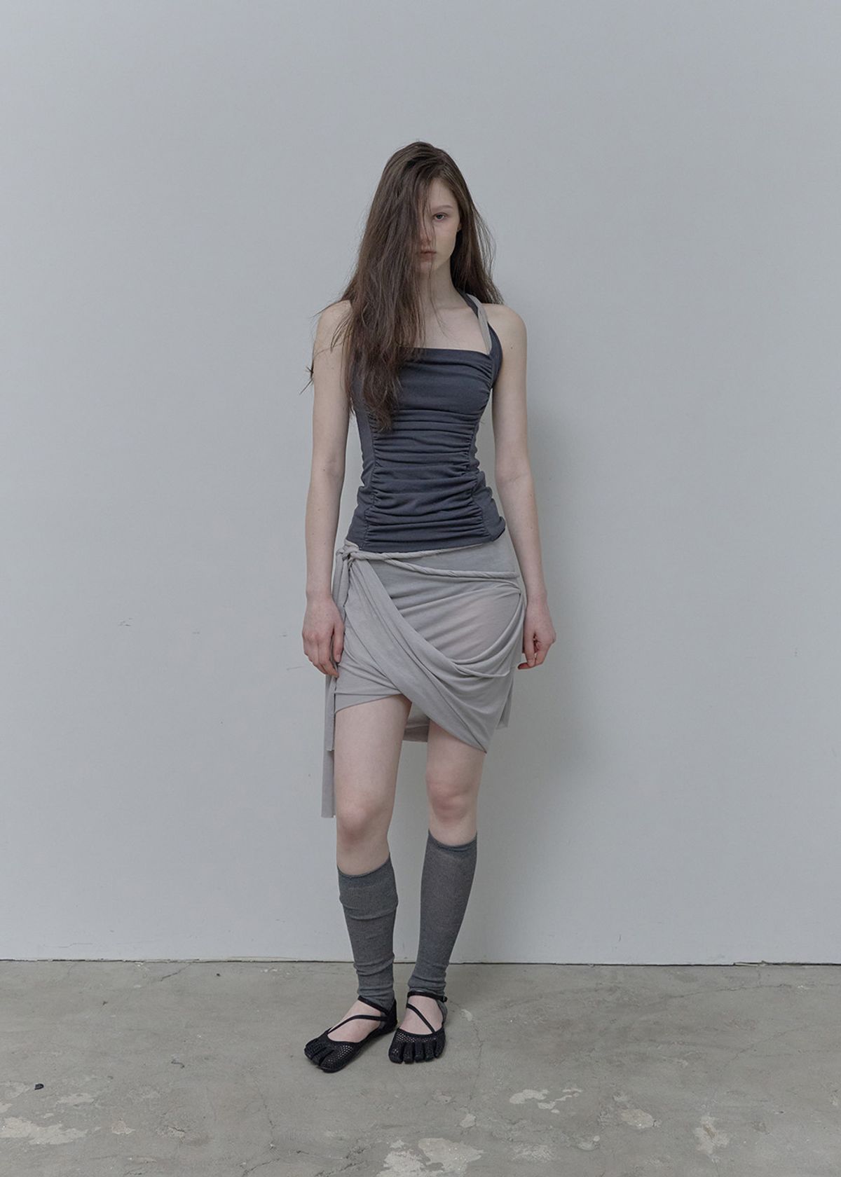 필세(PHILCE) See-Through Tied Shirring Midi skirt, Gray