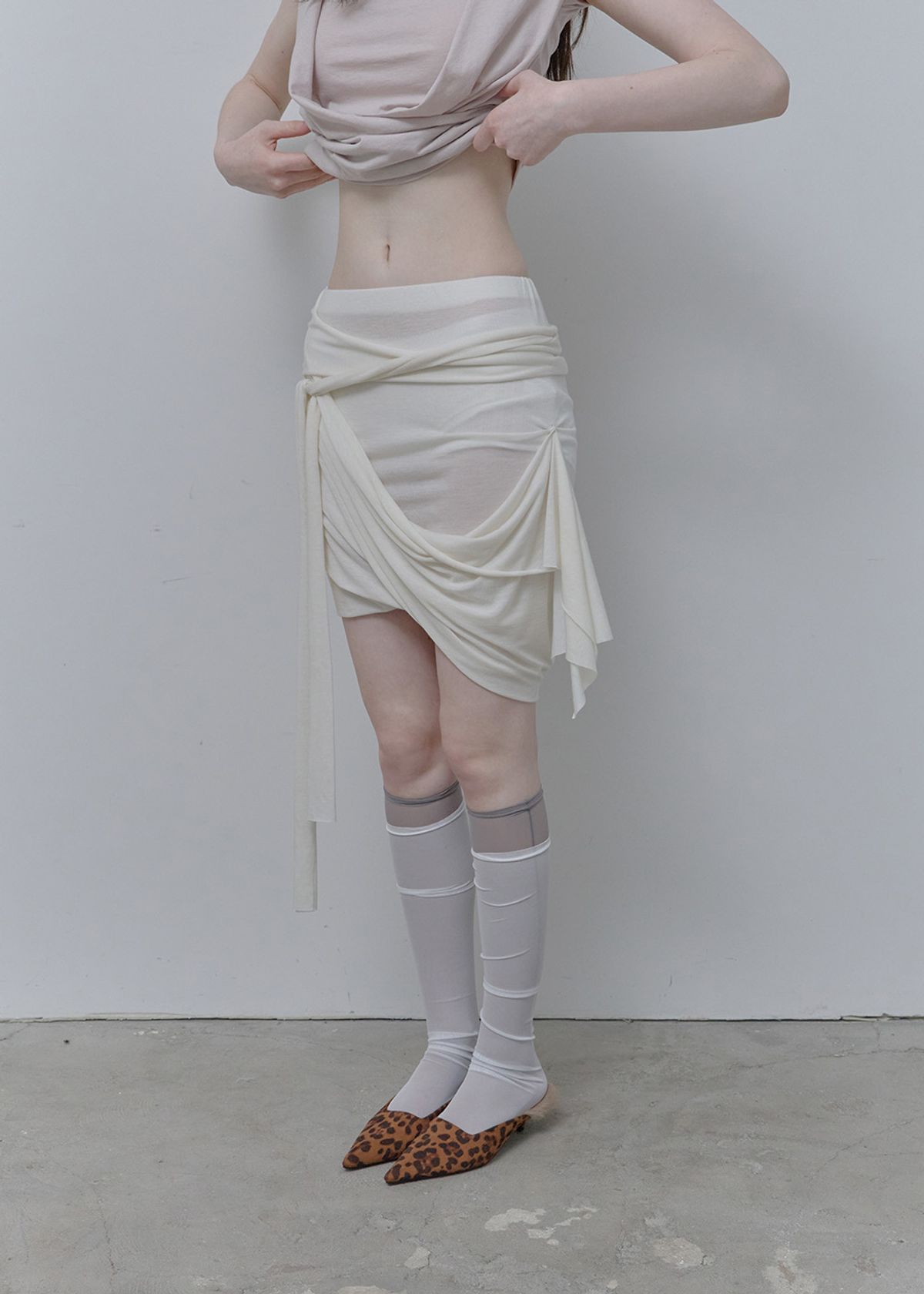 필세(PHILCE) See-Through Tied Shirring Midi skirt, Ivory