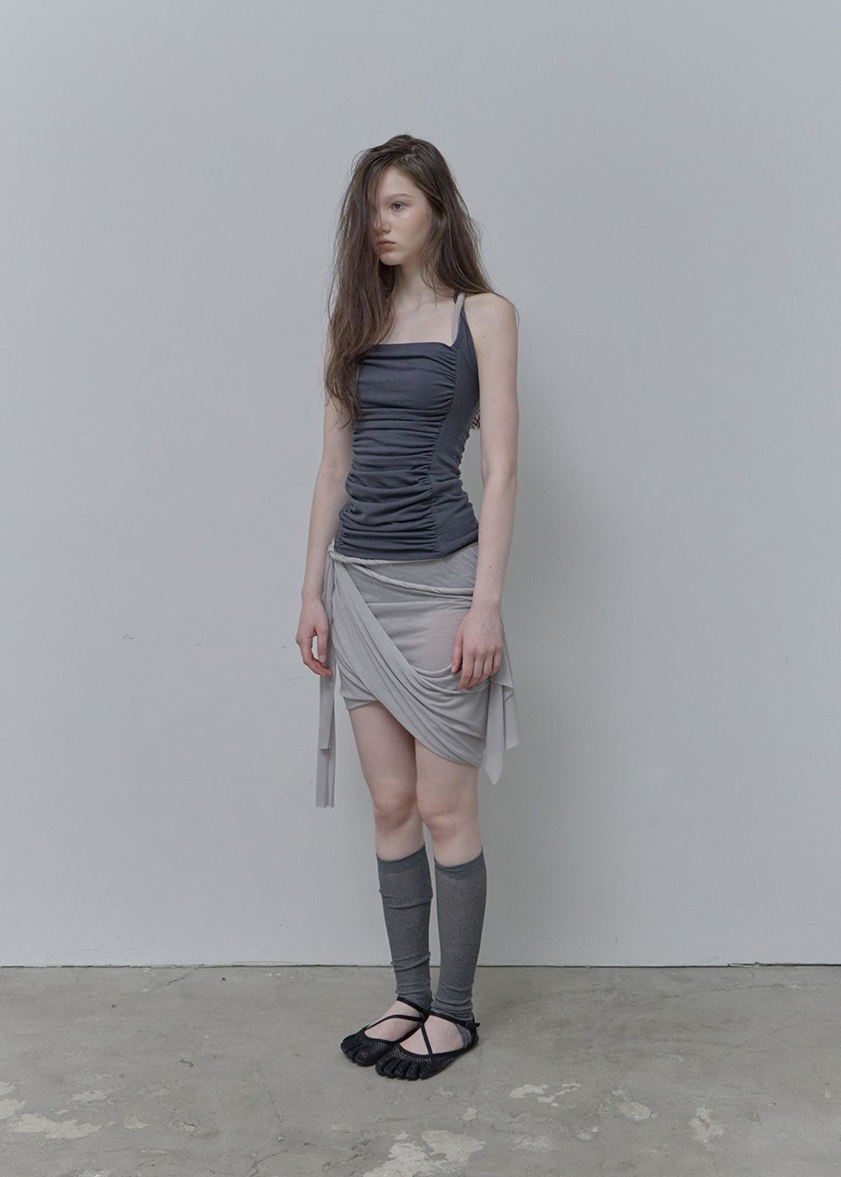 필세(PHILCE) Mixed drape Sleeveless, Navy