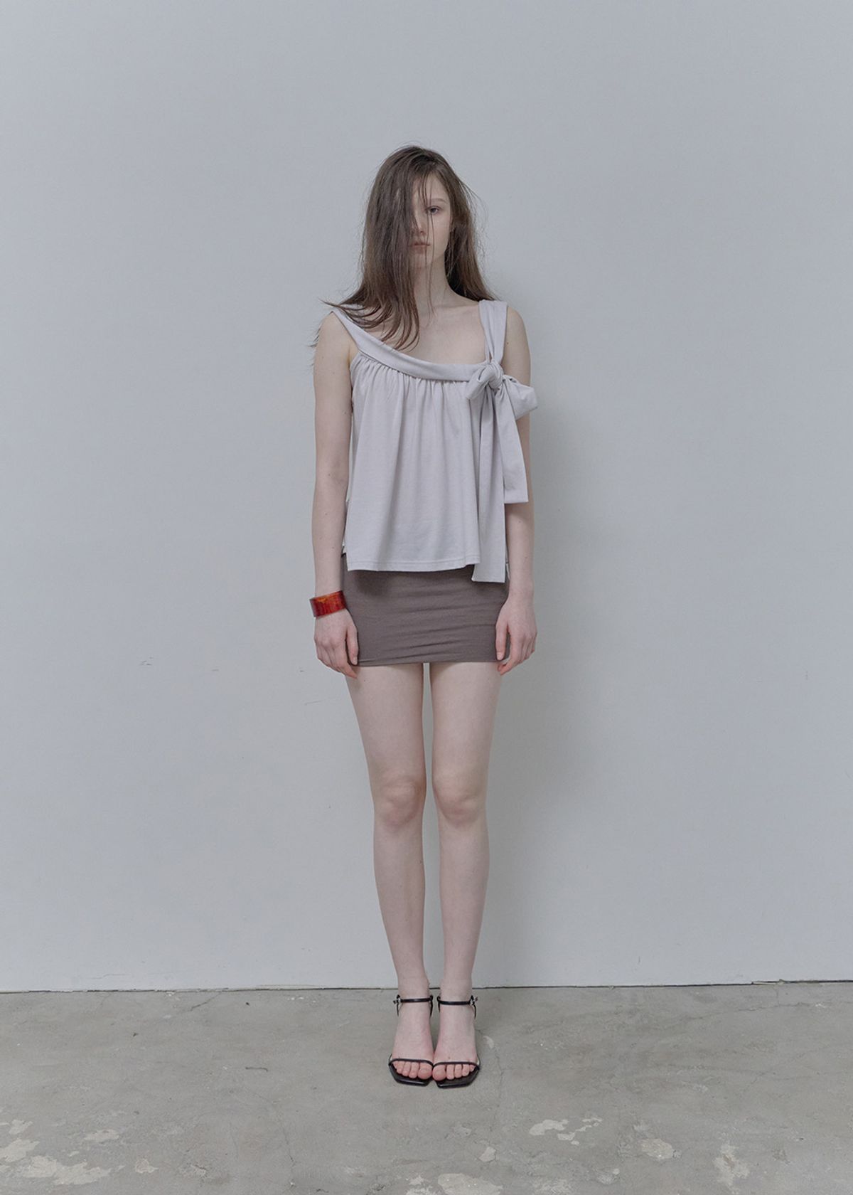 필세(PHILCE) Tied Sleeveless, Pink Gray