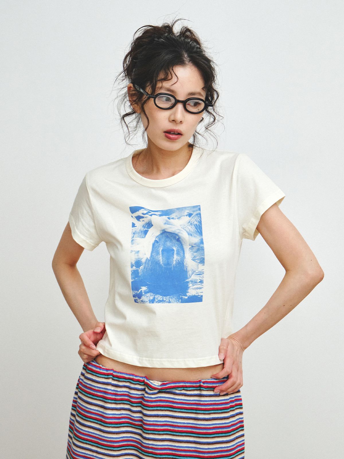 플리즈프로젝트(PLZPROJECT) SAUNA CAPYBARA T-SHIRT