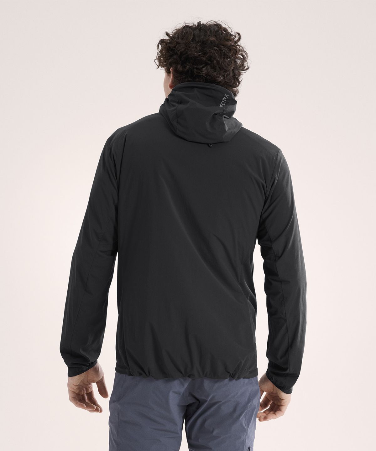 아크테릭스(ARCTERYX) 아톰 SL 후디 남성 - BLACK / AJQSM09560