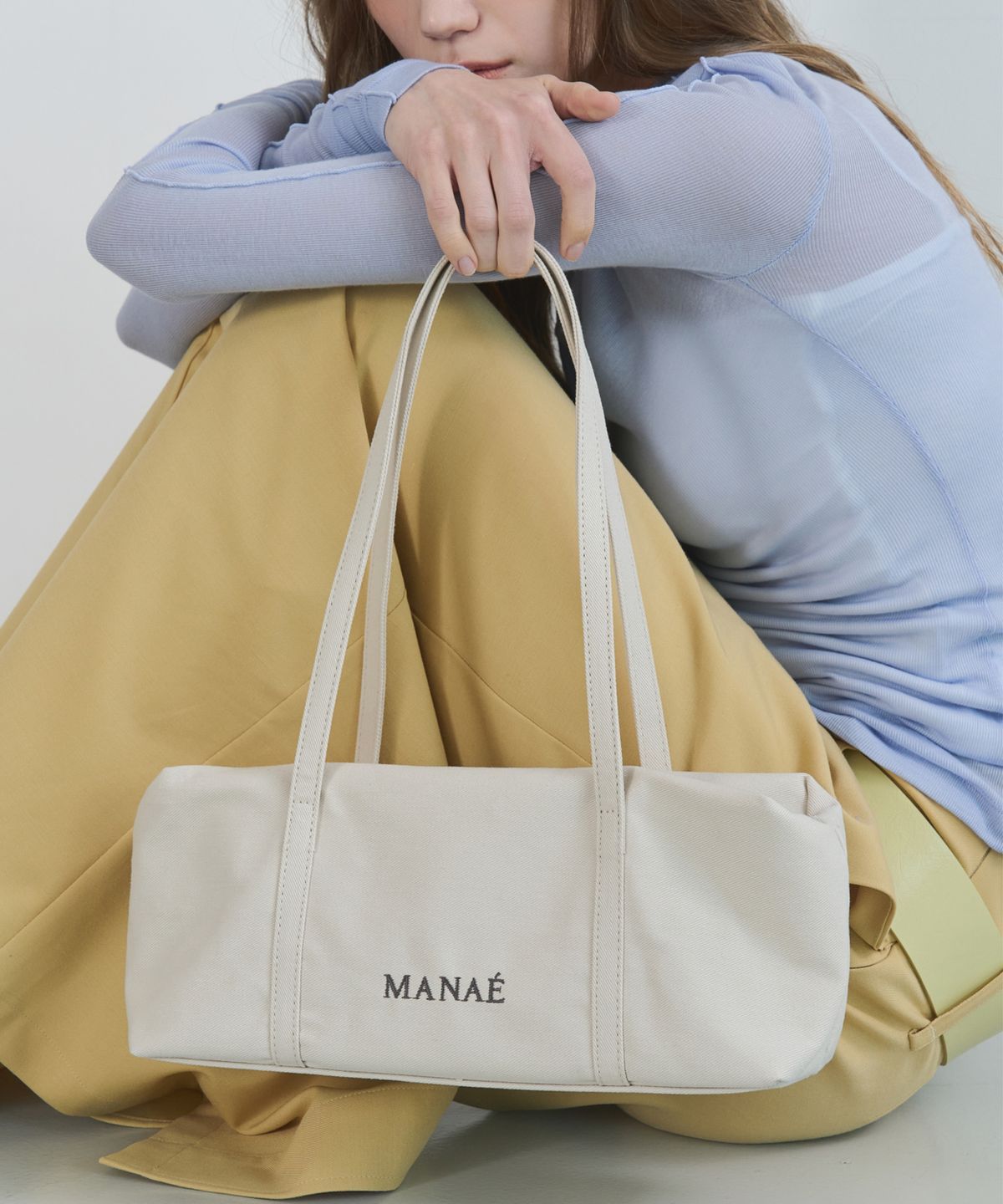마나에(MANAÉ) Viato Bag_Beige