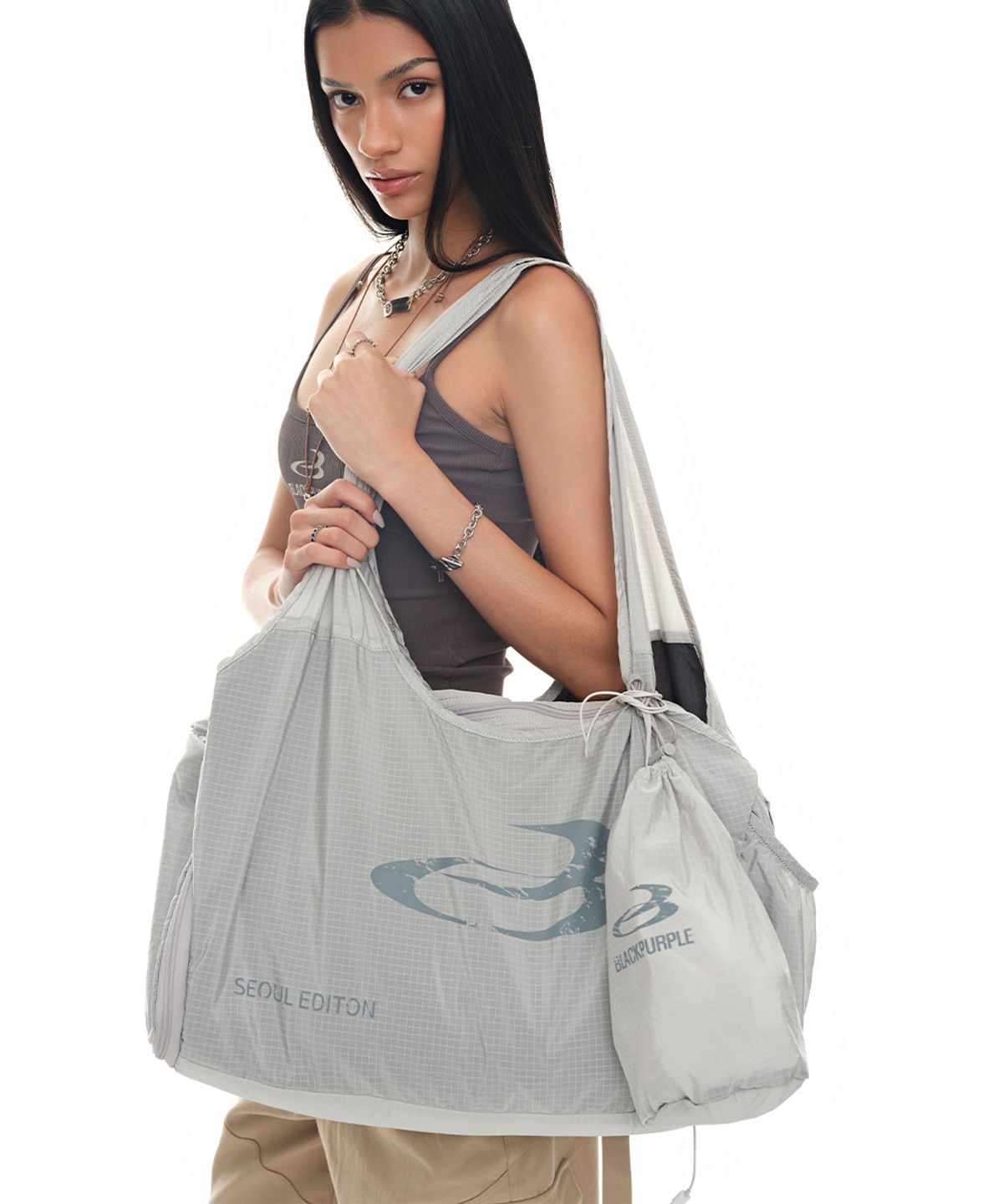 블랙 퍼플(BLACK PURPLE) 맥스 캐리 스포츠백_라이트 그레이 Maxx Carry Sports Bag_Light Gray