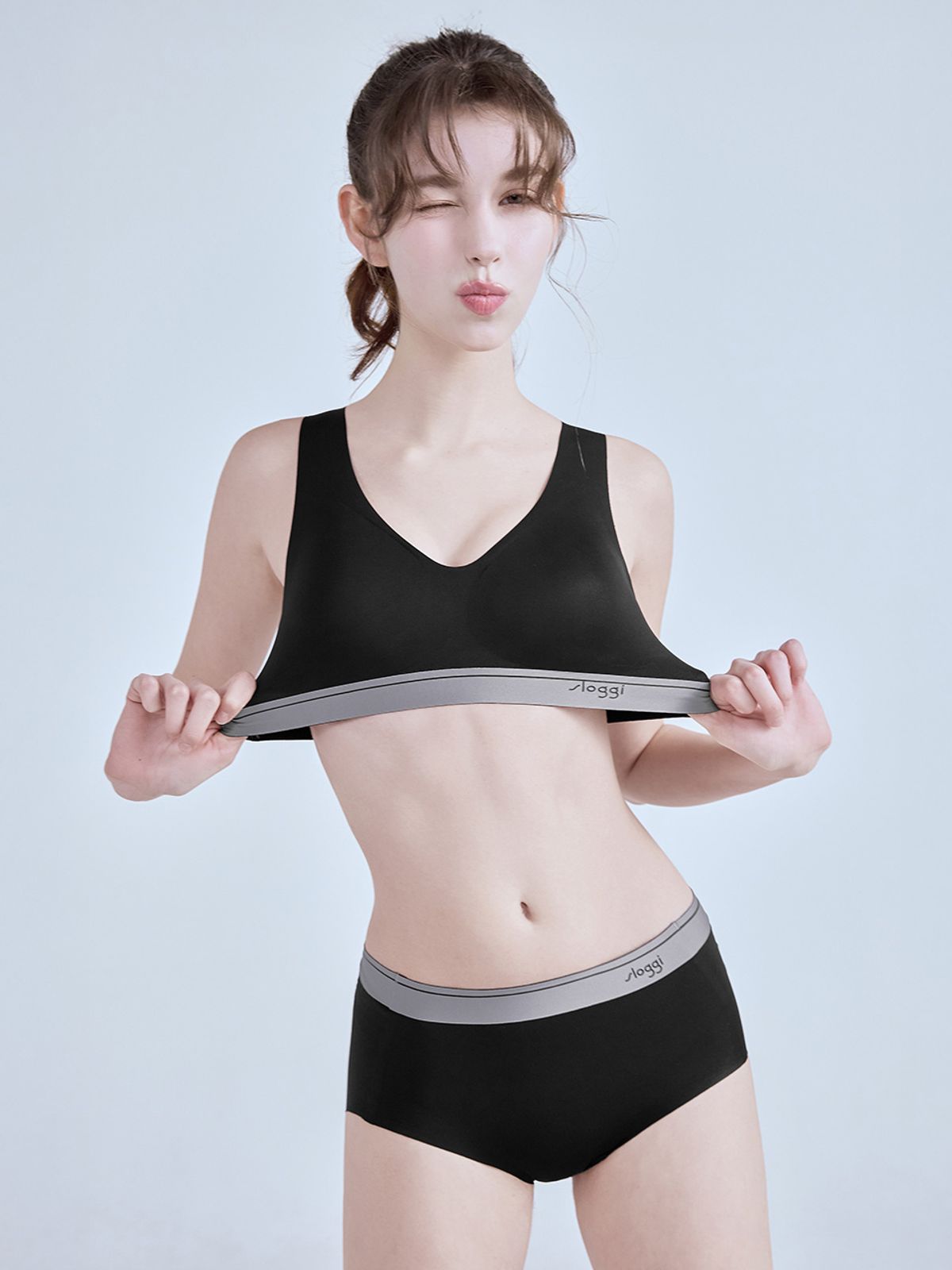 슬로기(SLOGGI) 액티브 스트레치 볼륨 브라탑 팬티 세트 - 4Colors