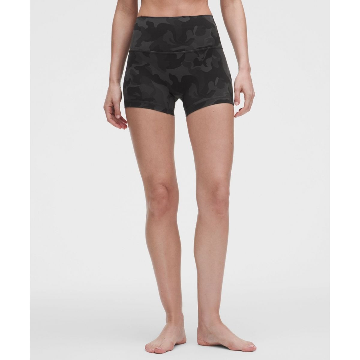 룰루레몬(LULULEMON) Align No Line™ 하이라이즈 쇼츠 4inch  FBMC