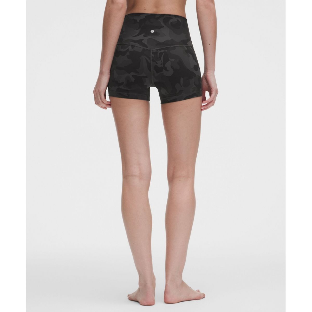 룰루레몬(LULULEMON) Align No Line™ 하이라이즈 쇼츠 4inch  FBMC