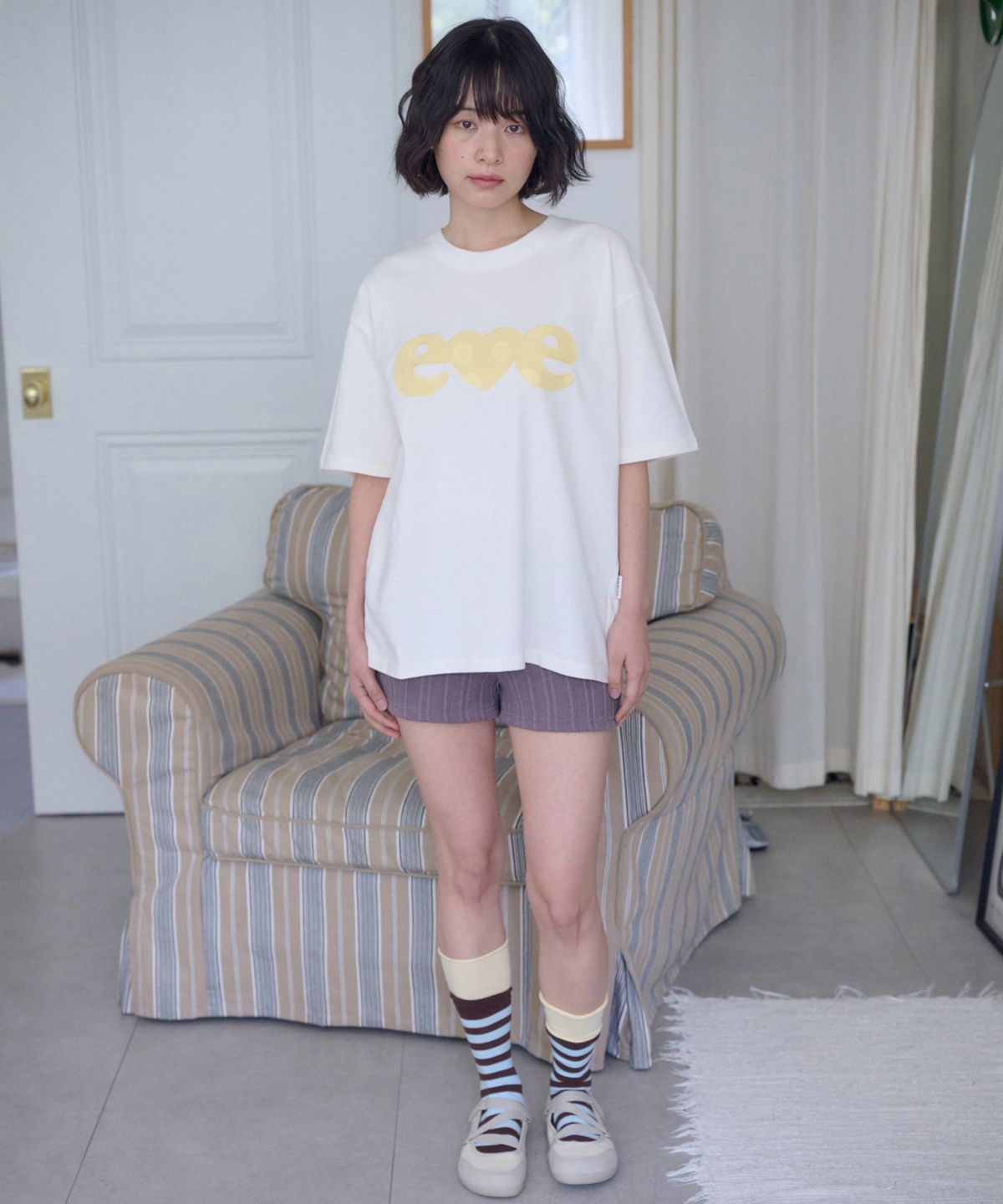 엠블러(AMBLER) Dot patch 아플리케 자수 반팔 티셔츠 AS1323 (아이보리)