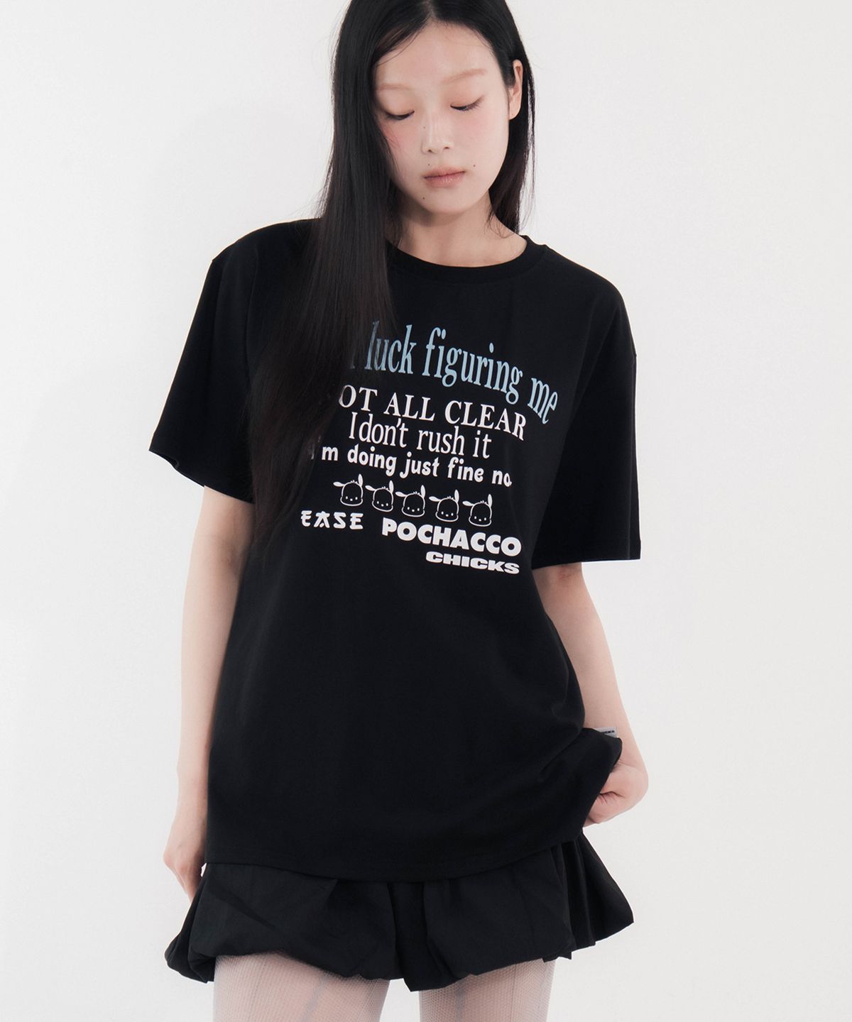칙스(CHICKS) 포차코 굿럭 오버 반팔 티셔츠 블랙