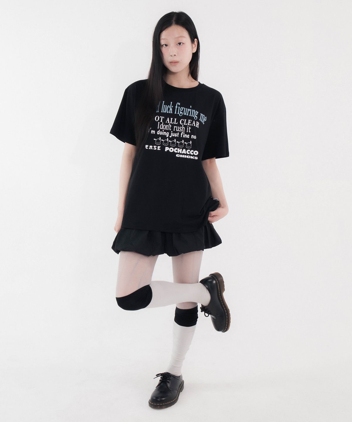 칙스(CHICKS) 포차코 굿럭 오버 반팔 티셔츠 블랙