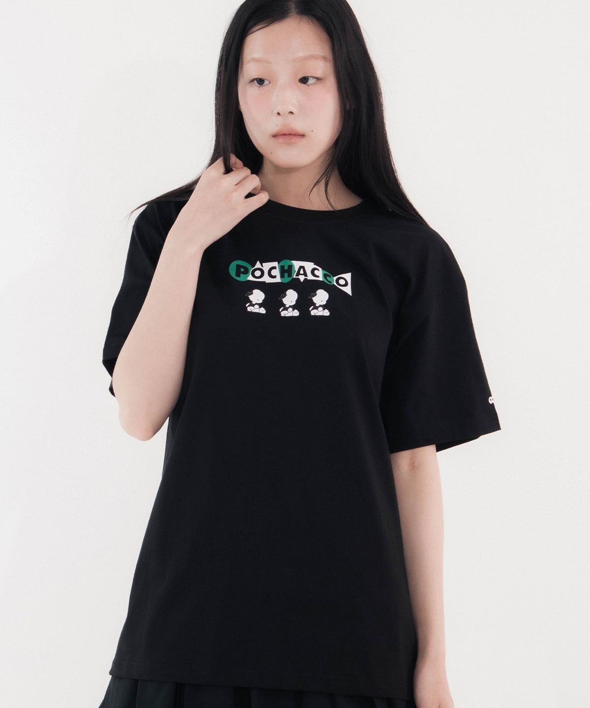 칙스(CHICKS) 포차코 지오메트릭 오버 반팔 티셔츠 블랙