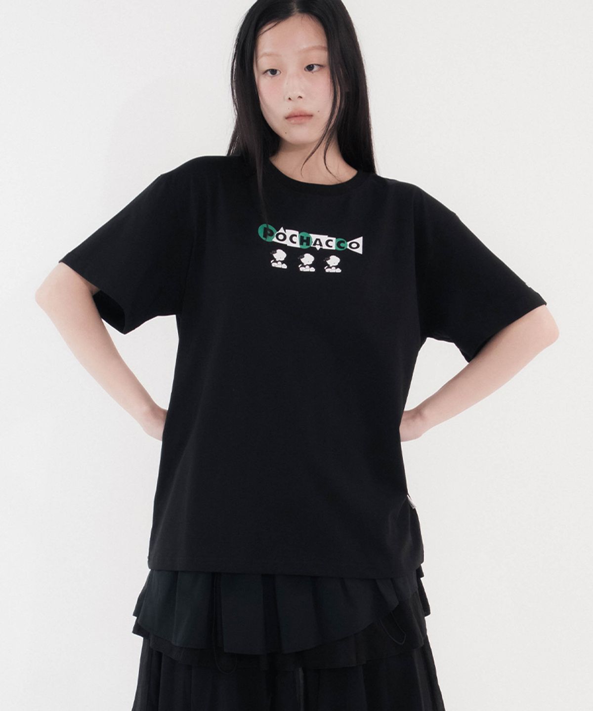 칙스(CHICKS) 포차코 지오메트릭 오버 반팔 티셔츠 블랙