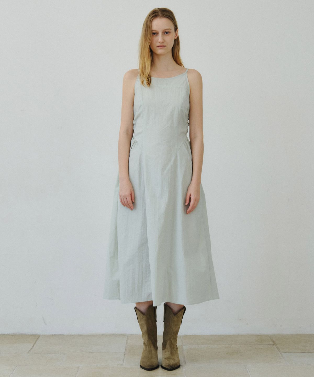 마이스(MAIS) HALTERNECK MAIS PUFF SLEEVE DRESS / MINT