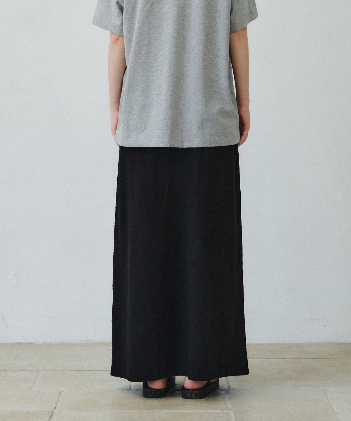 마이스(MAIS) SIDE LACE BANDING LONG SKIRT / BLACK
