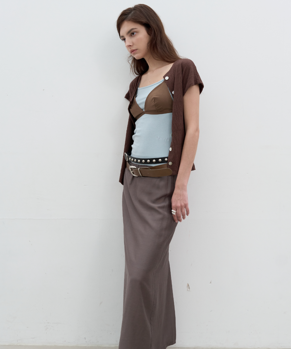 서란(SEORAN) A-Line Glossy Long Skirt_Charcoal