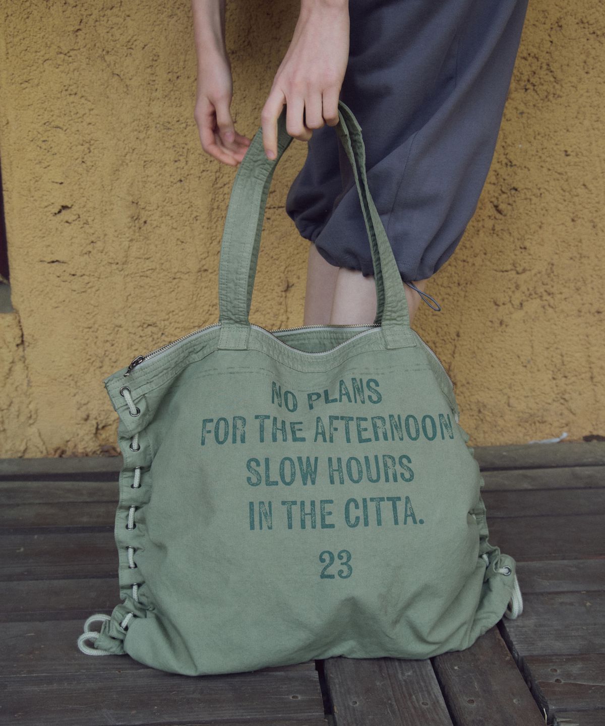 씨타(CITTA) Washed Graphic Drawstring Tote Bag_CTA950(2color)