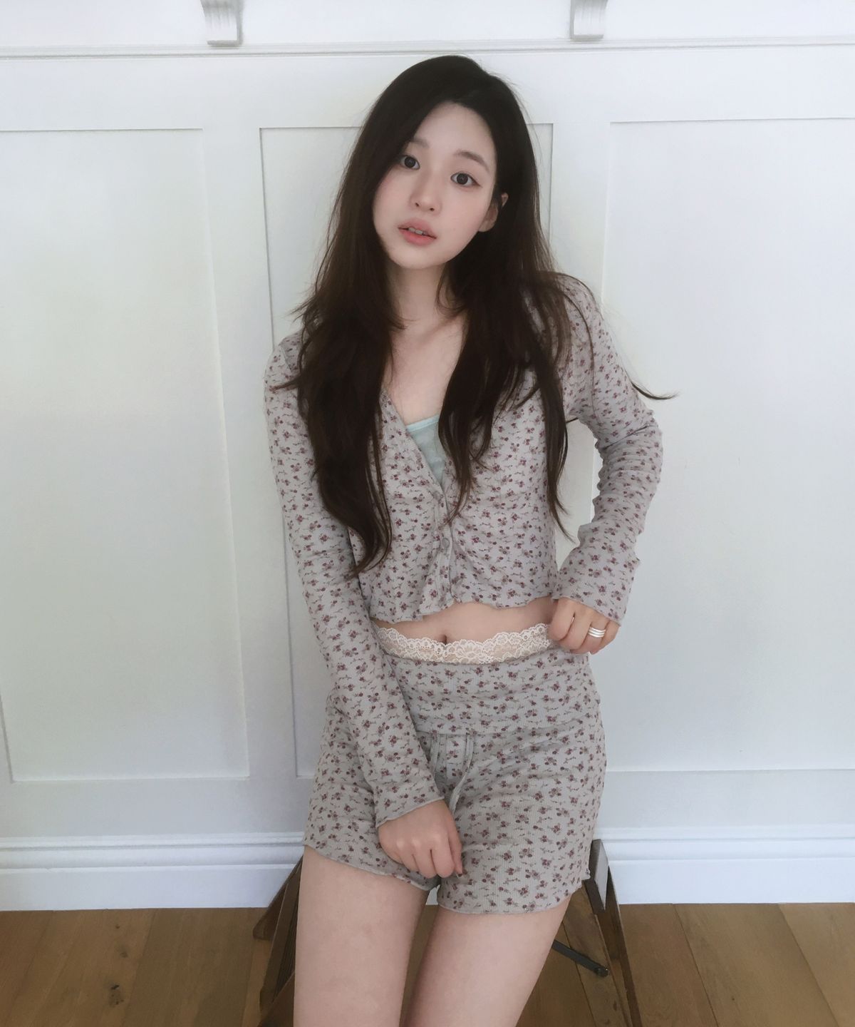 씨타(CITTA) Floral V-neck Cardigan_CTT3030(Purple)