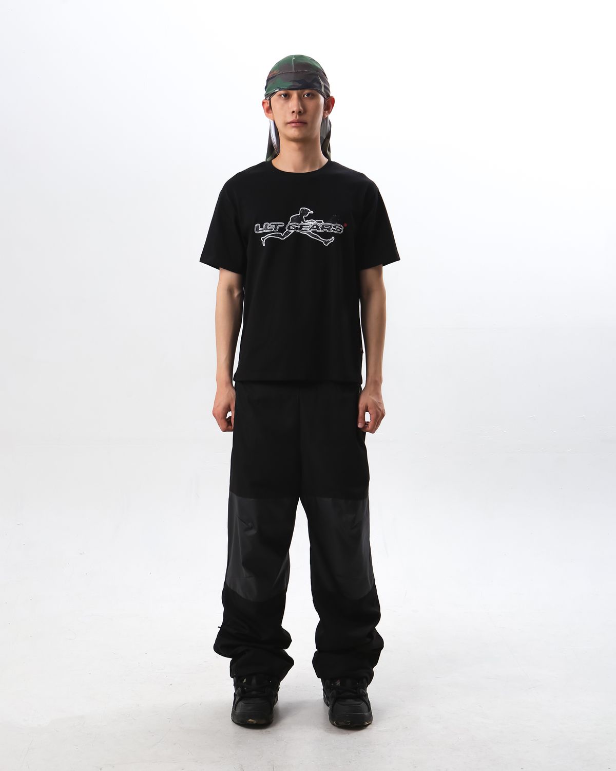 리브라이크디스(LLT) VHS MAN SHORTSLEEVE BLACK