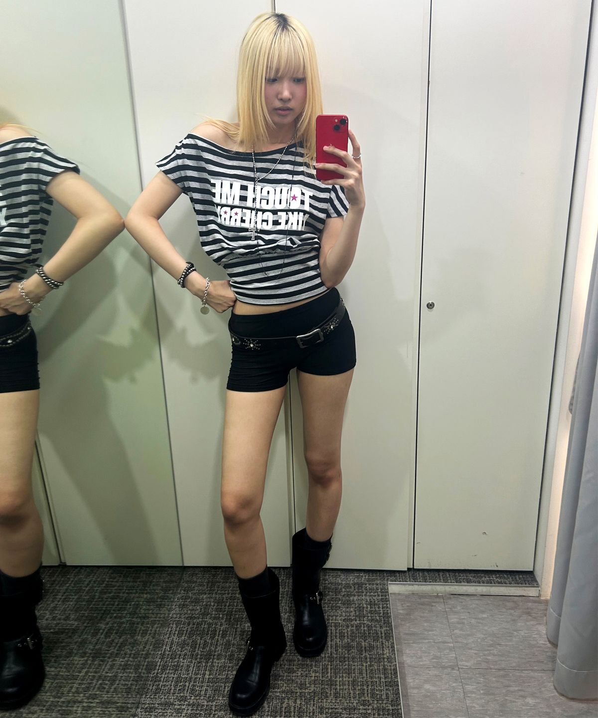 러닝하이(RUNNINGHIGH) 스트라이프 원숄더 H/S 티 [블랙]