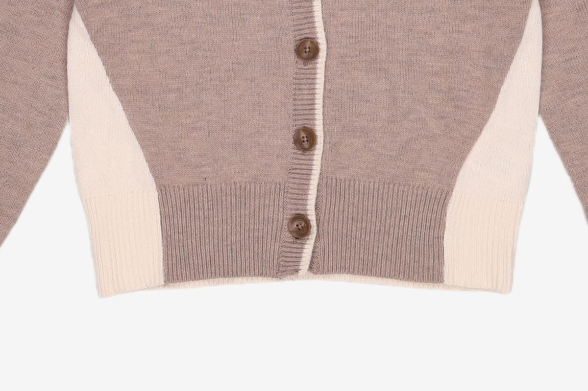 미쏘(MIXXO) 뒷판 배색포인트 가디건 MIWCKC111T M