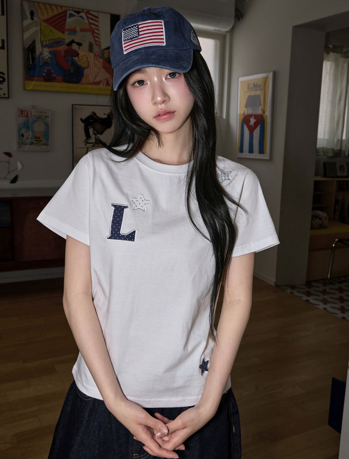 루프(LOOXP) 도트 스타 로고 패치 슬림핏 반팔티 아이보리
