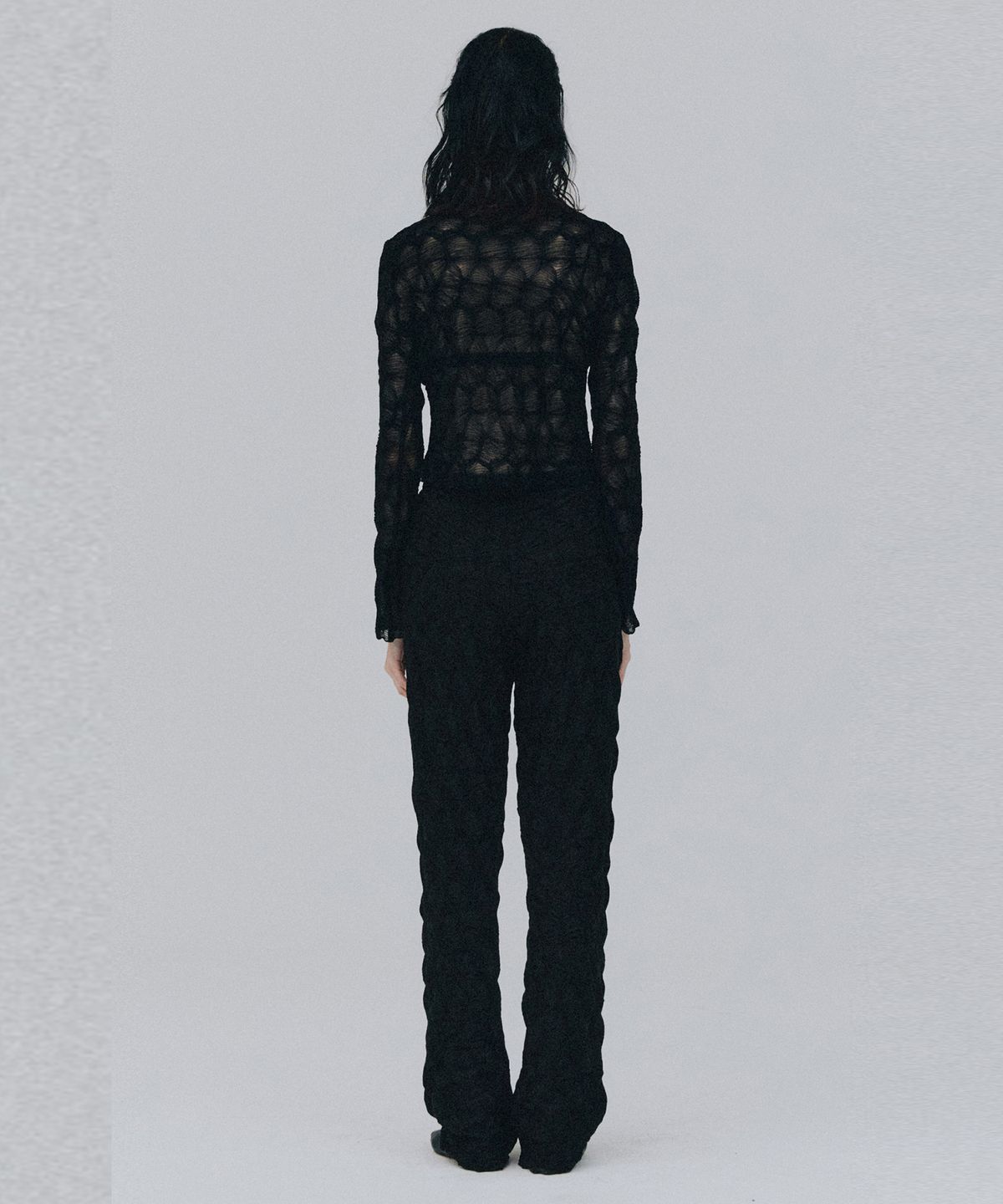베데르미(VEDERMI) textured sheer banding pants (black)