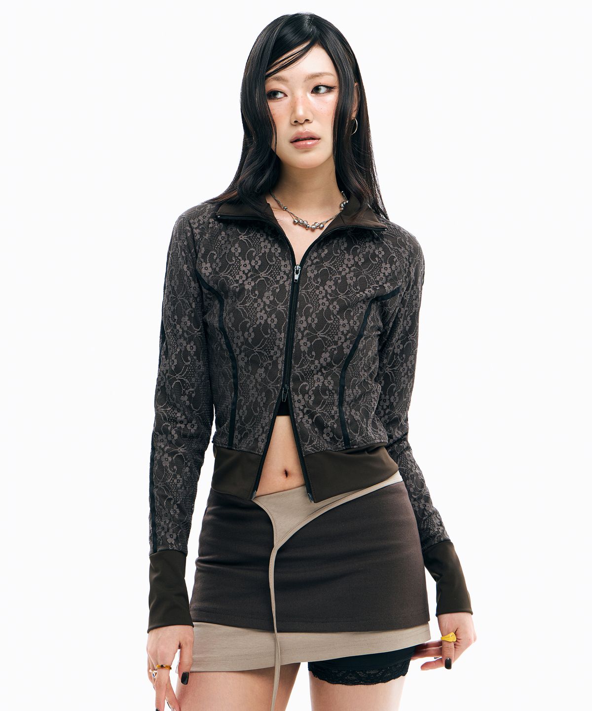 슬리시스(SLYISIS) Layered Skirt w/Lace Shorts (Brown)