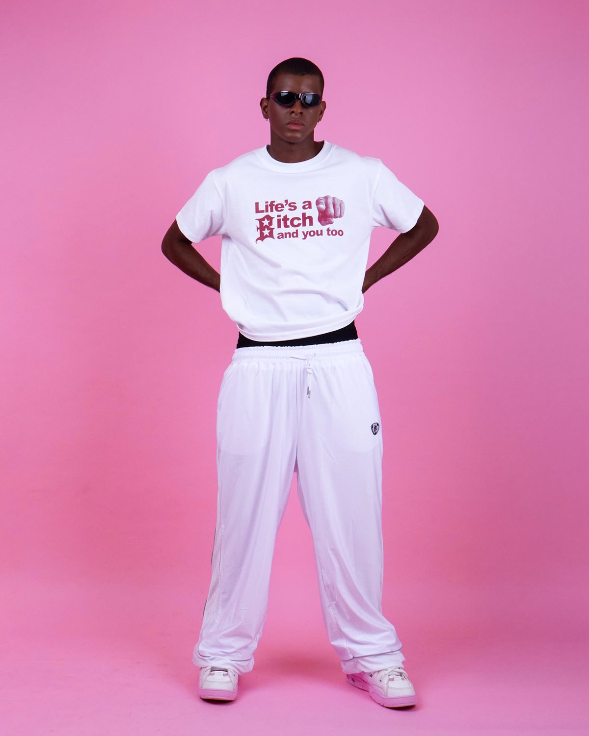 리브라이크디스(LLT) Life is a bitch SHORTSLEEVE WHITE