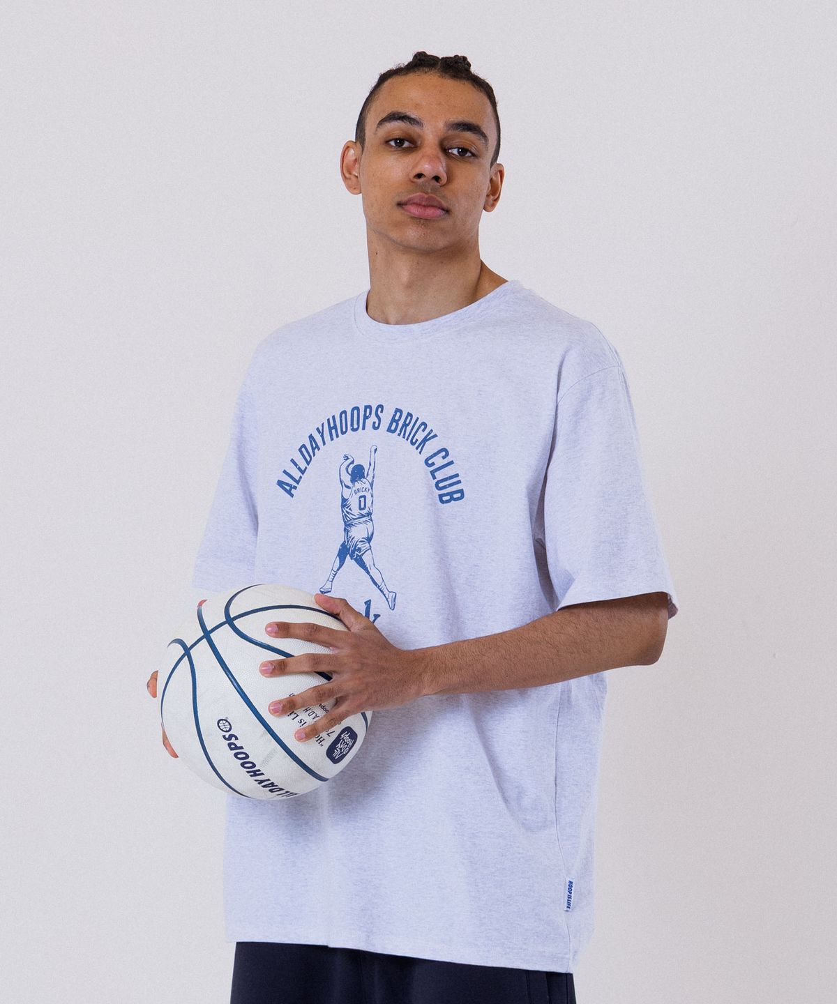 올데이훕스(ALL DAY HOOPS) 올데이훕스 브릭클럽 오버핏 반팔 티셔츠 멜란지화이트