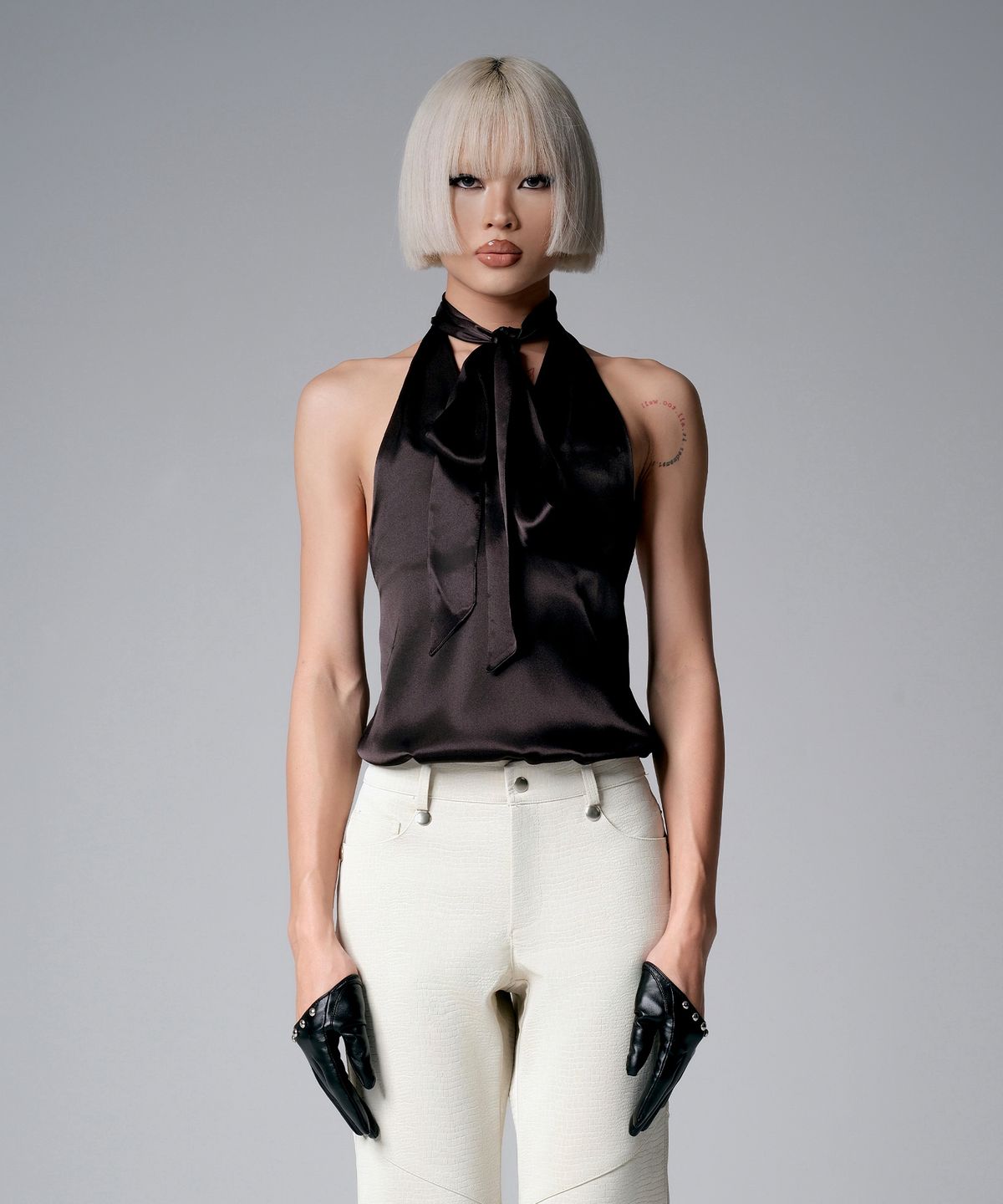 린하린(LYNHALYN) Satin Embrace Topdress - Black