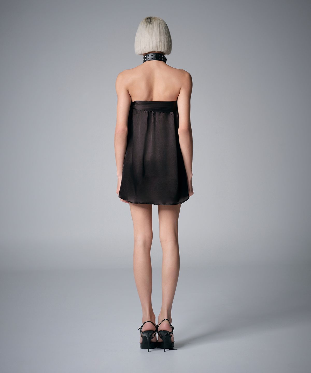 린하린(LYNHALYN) Satin Embrace Topdress - Black