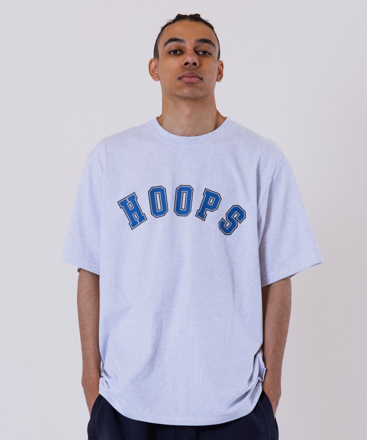 올데이훕스(ALL DAY HOOPS) 훕스 바시티로고 오버핏 반팔 티셔츠 멜란지화이트