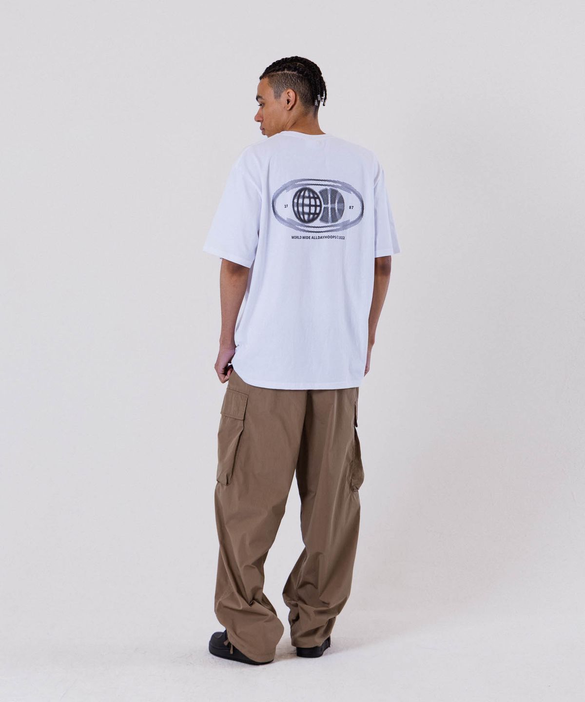 올데이훕스(ALL DAY HOOPS) ADH 월드와이드 오버핏 반팔 티셔츠 화이트