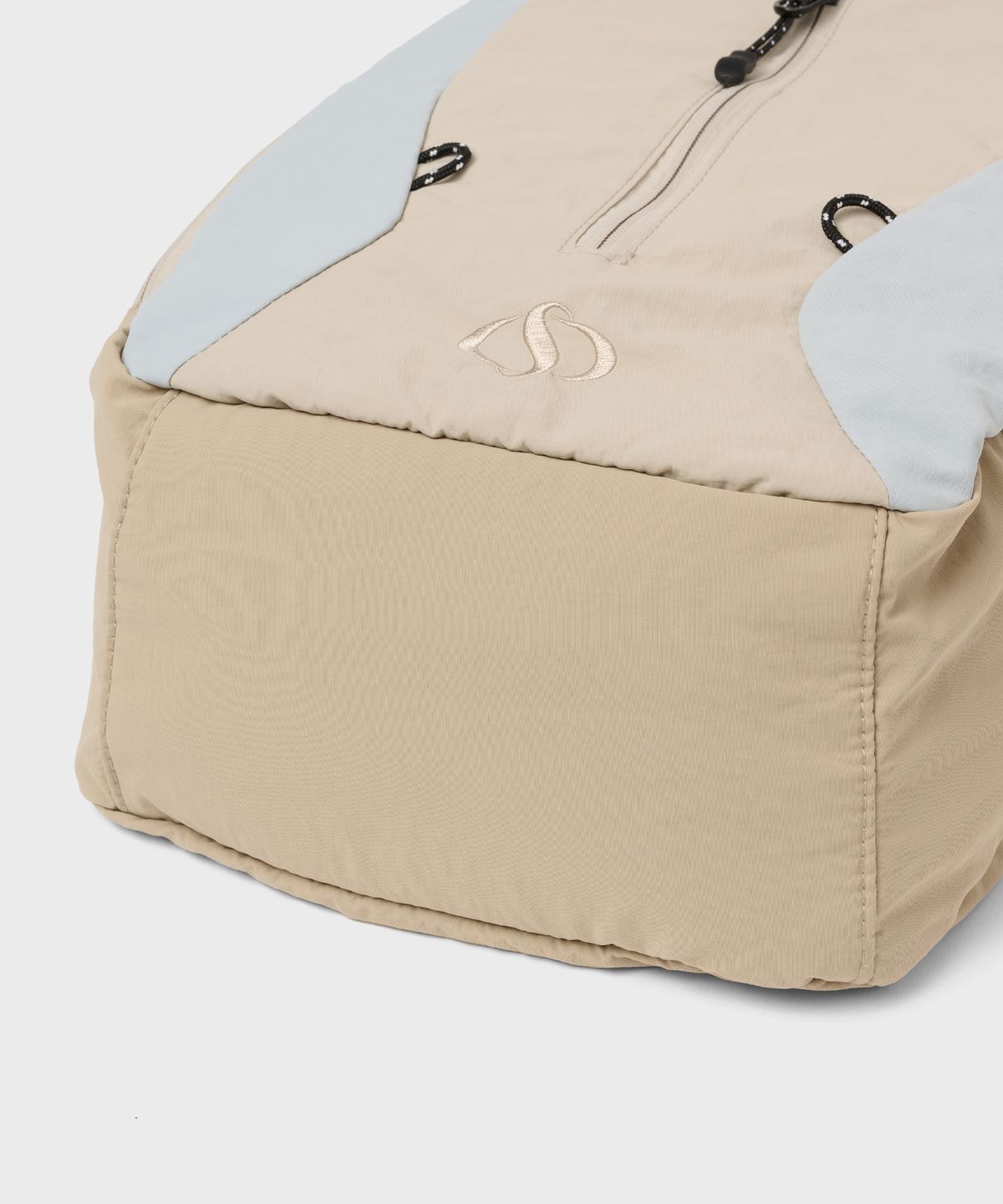 샐볼(SALBOL) 503 LIP LIGHT BACKPACK [BEIGE]
