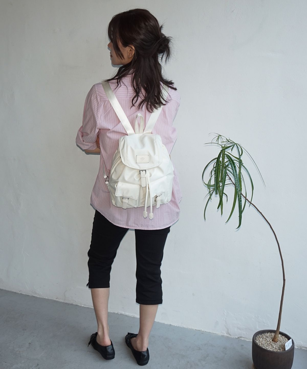 샐볼(SALBOL) SYMBOL NYLON MINI BACKPACK [IVORY]