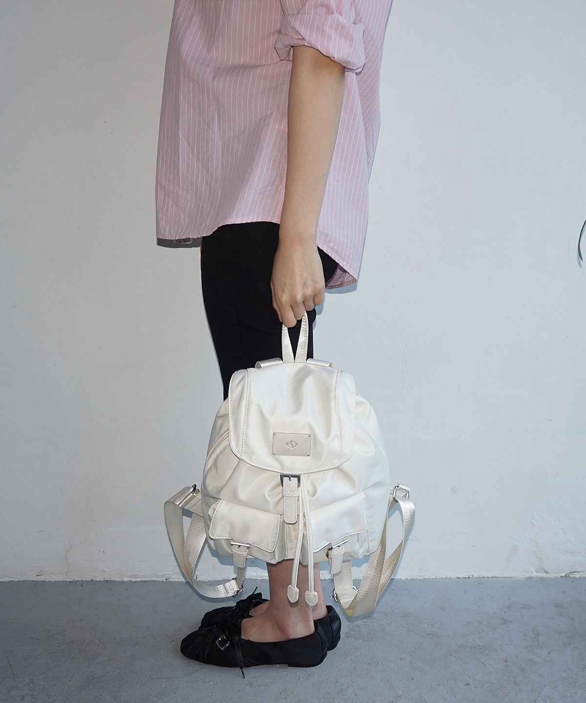 샐볼(SALBOL) SYMBOL NYLON MINI BACKPACK [IVORY]