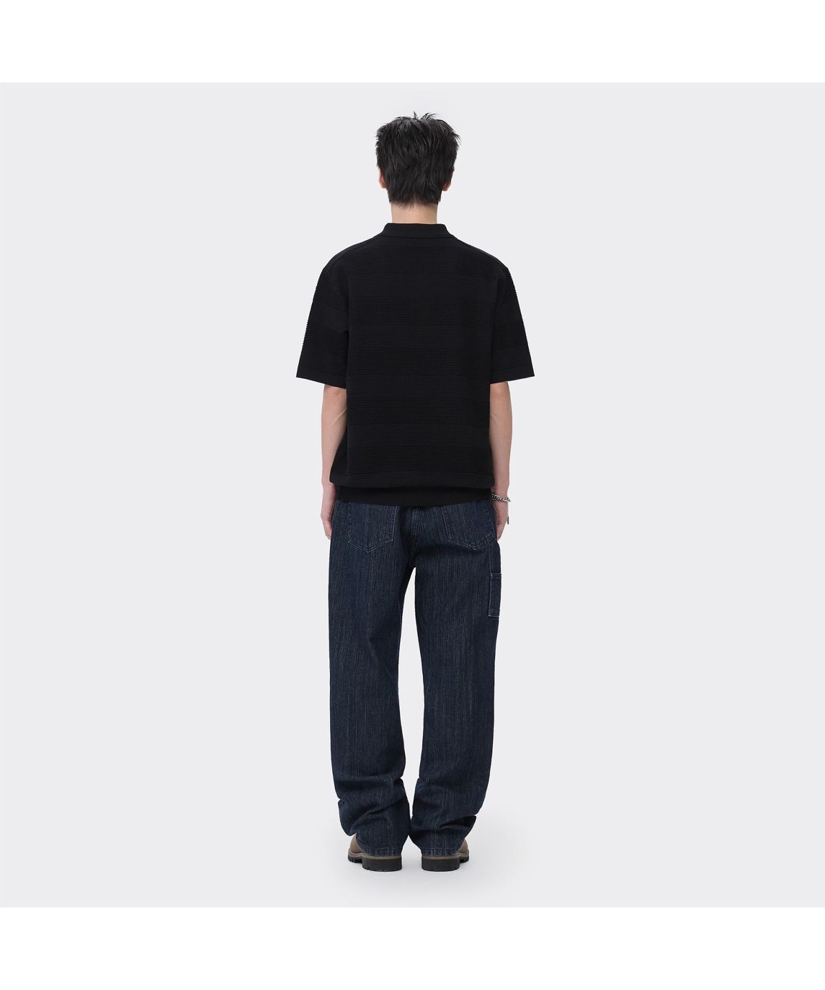 커스텀멜로우(CUSTOMELLOW) Black Stripes Textured Collar Sweater CWWAM26411BKX
