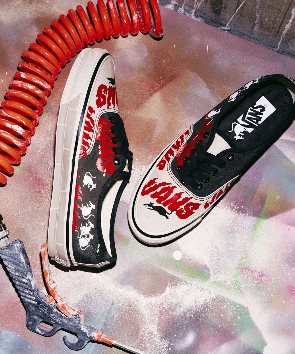 반스(VANS) [VANS X SOON EASY] 프리미엄 어센틱 44 LX - 타우페 미스트:페이디드 블랙 / VN000EAKG2M1