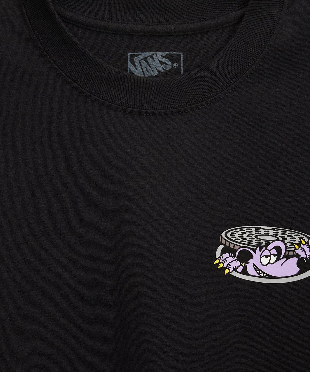 반스(VANS) 다운사이드 반소매 티셔츠 - 블랙 / VN000SXSBLK1