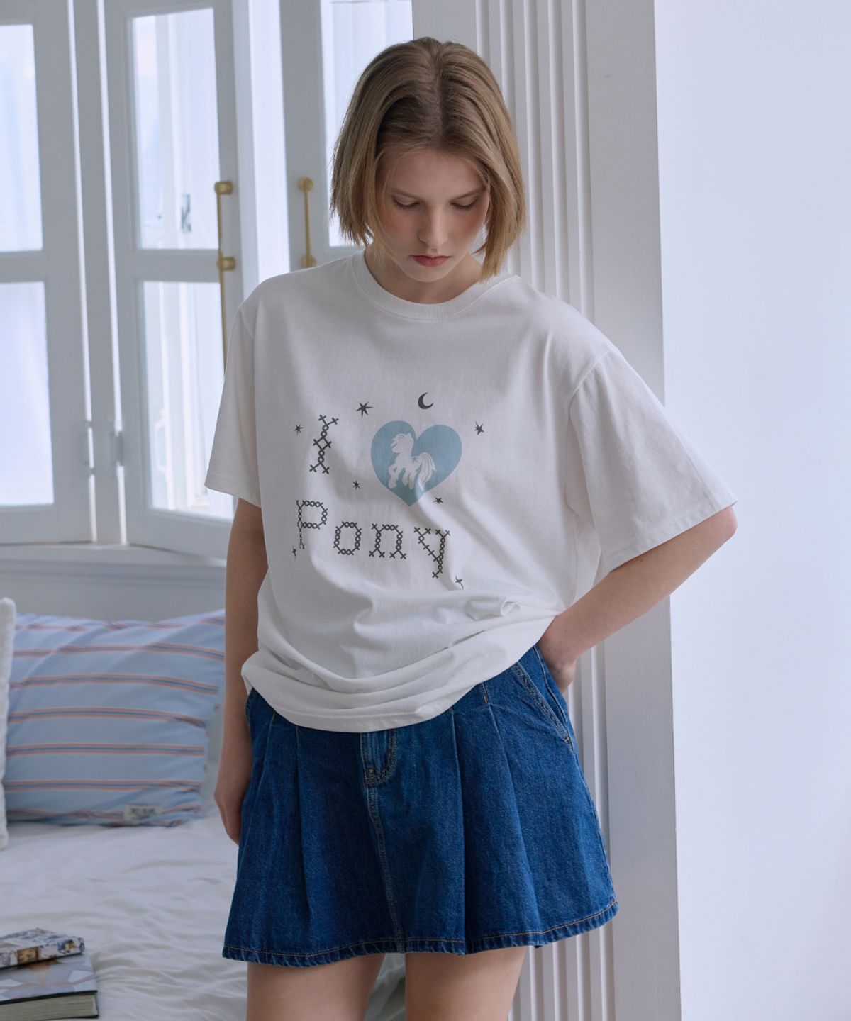 애프터아워즈(AFTERHOURS) I LOVE PONY GRAPHIC HALF-TOP (WHITE)