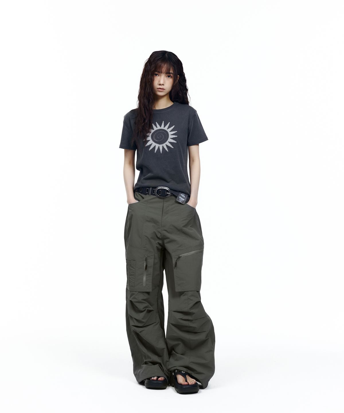 아캄(AAKAM) Knee Pin-Tuck Rain Shield Pants (Khaki)