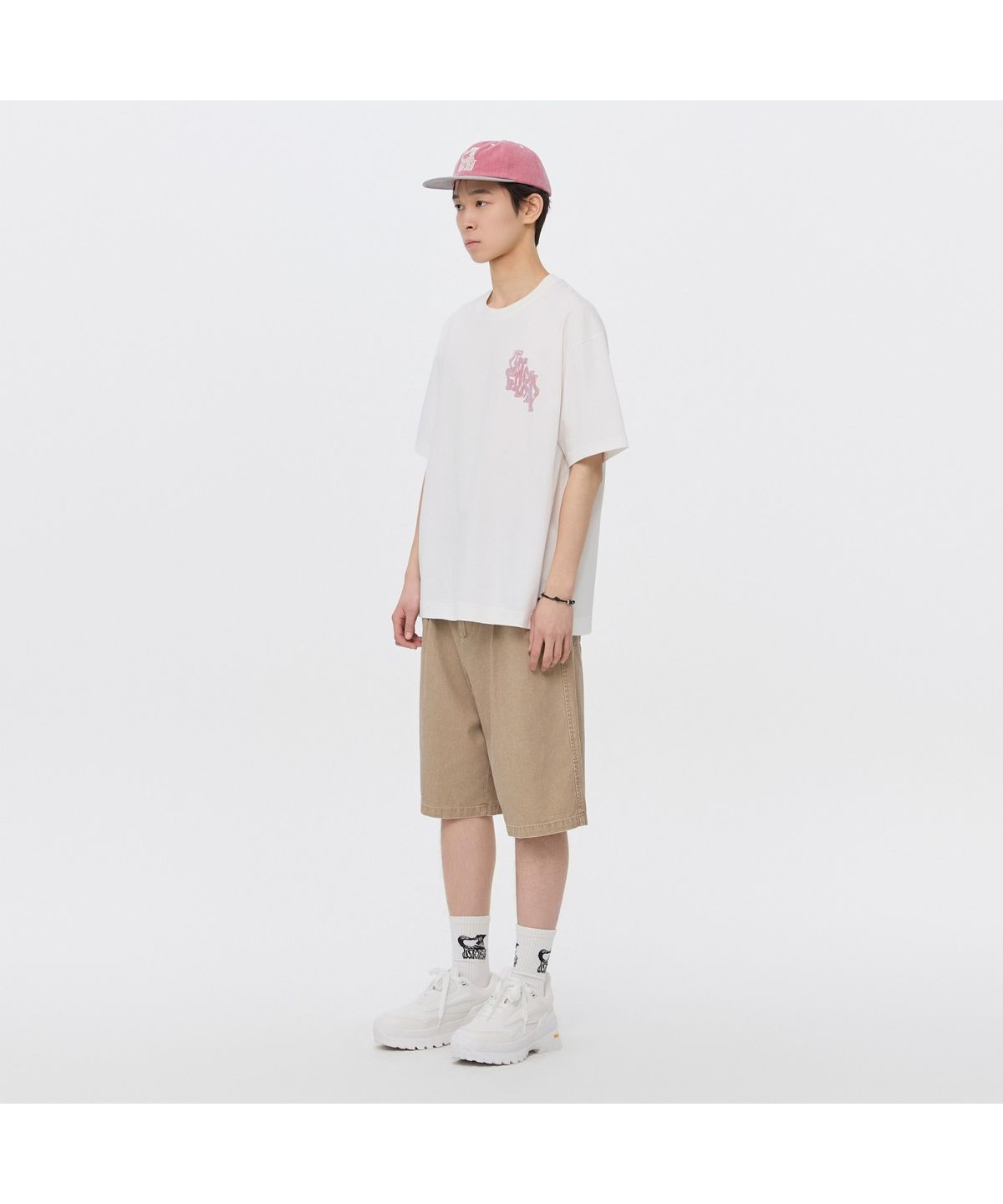 커스텀멜로우(CUSTOMELLOW) [Vincent] White Graphic T-Shirt CWTAM26499WHX