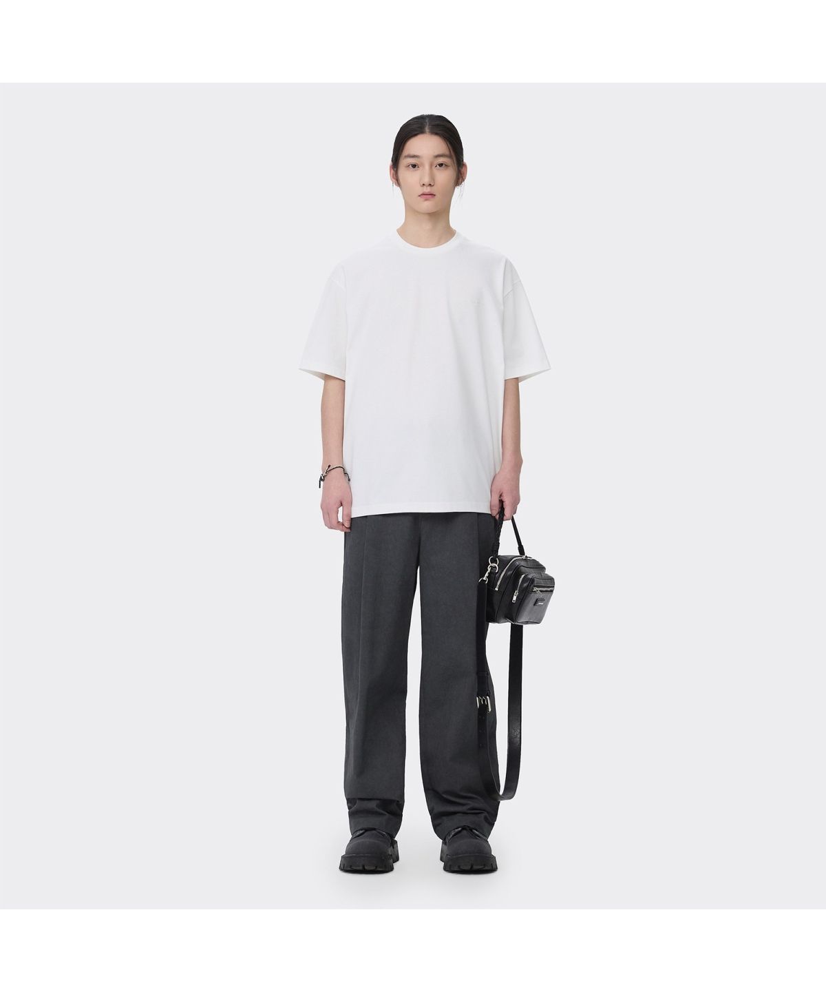 커스텀멜로우(CUSTOMELLOW) White Graphic T-shirt CWTAM26431WHX