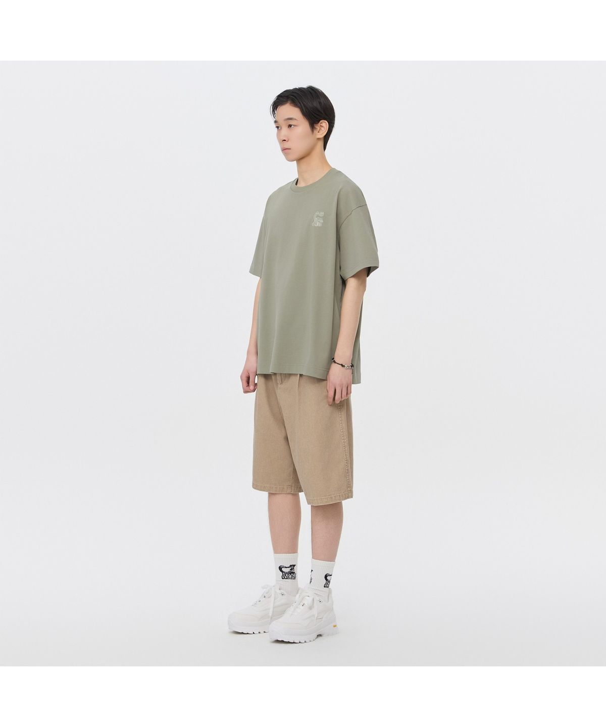 커스텀멜로우(CUSTOMELLOW) [Vincent] Khaki Graphc T-Shirt CWTAM26494KHX