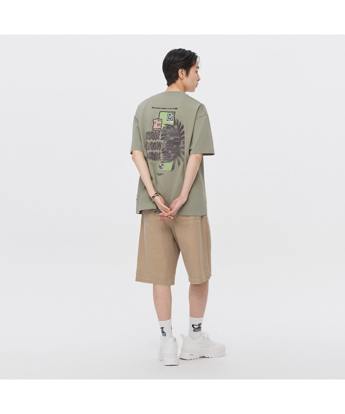 커스텀멜로우(CUSTOMELLOW) [Vincent] Khaki Graphc T-Shirt CWTAM26494KHX