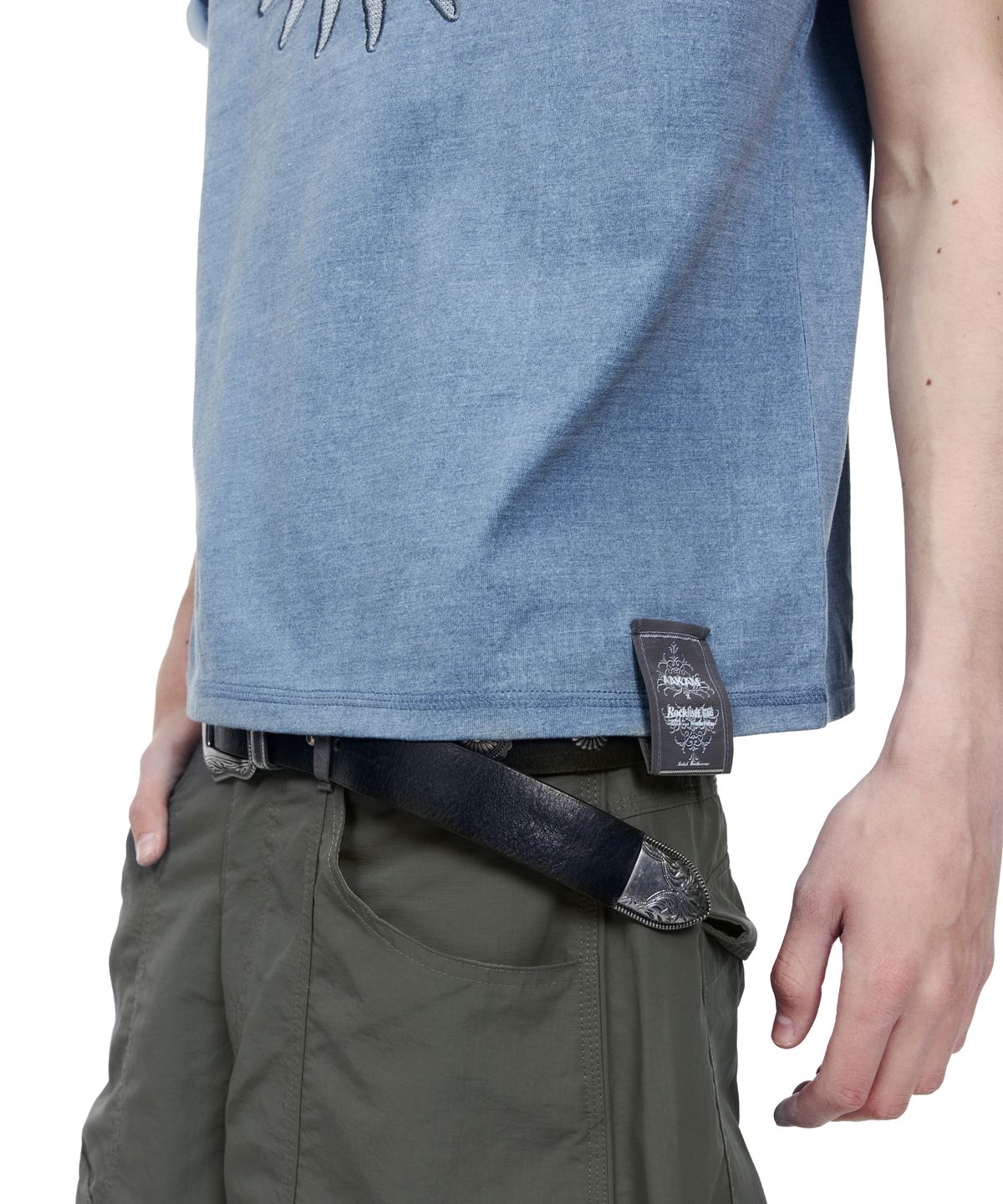 아캄(AAKAM) Washed Sun Patch Half Top (Blue)