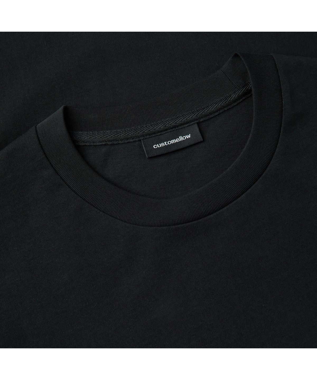 커스텀멜로우(CUSTOMELLOW) [Vincent] Black Graphic T-Shirt CWTAM26497BKX